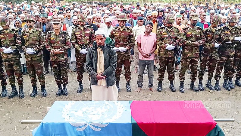 সুদানে নিহত শান্তিরক্ষী জাহাঙ্গীরকে কিশোরগঞ্জে দাফন, এলাকায় শোক