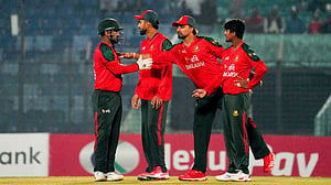 শেখ মেহেদিকে বাস্তবতার ছবি দেখালেন অধিনায়ক