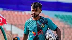 মাহিদুলকে নিয়ে তামাশা