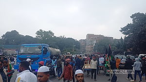 খালেদা জিয়ার জানাজায় যোগ দিতে আসছে মানুষ, নিরাপত্তা জোরদার