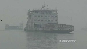কুয়াশা: ১১ ঘণ্টা পর আরিচা-কাজিরহাট ফেরি চালু