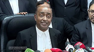 অ্যাটর্নি জেনারেল আসাদুজ্জামানের পদত্যাগ