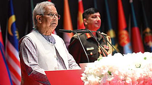 নির্বাচনে সশস্ত্র বাহিনীর ‘ঐতিহাসিক’ ভূমিকা চান প্রধান উপদেষ্টা