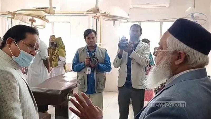 ডিজির সঙ্গে তর্ক: নিঃশর্ত ক্ষমা চাইলেন সেই চিকিৎসক