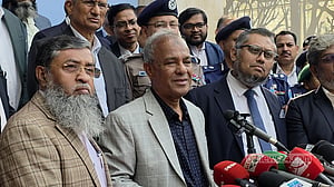 নারায়ণগঞ্জে মাসুদের প্রার্থিতা প্রত্যাহার ব্যক্তিগত ব্যাপার: স্বরাষ্ট্র উপদেষ্টা