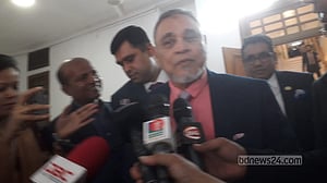 প্রধান বিচারপতির সঙ্গে সাক্ষাৎ সিইসির