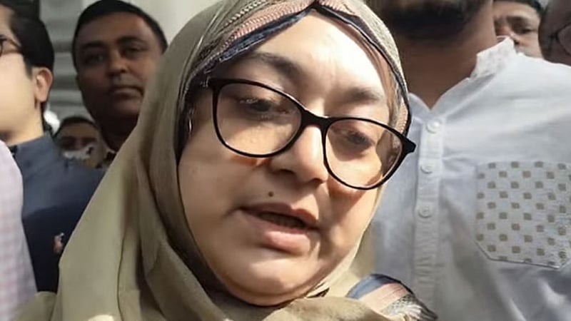 বাবরের আসনে স্ত্রীও প্রার্থী