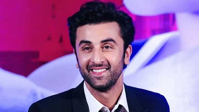 পাপারাজ্জিদের ডেকে পাঠিয়েছিলেন রাণবীর, তারপর যা হল