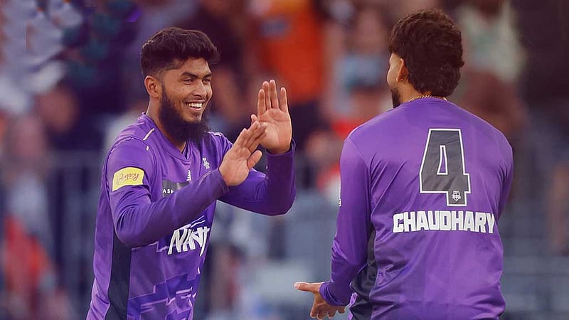 রিশাদের ৩ উইকেট