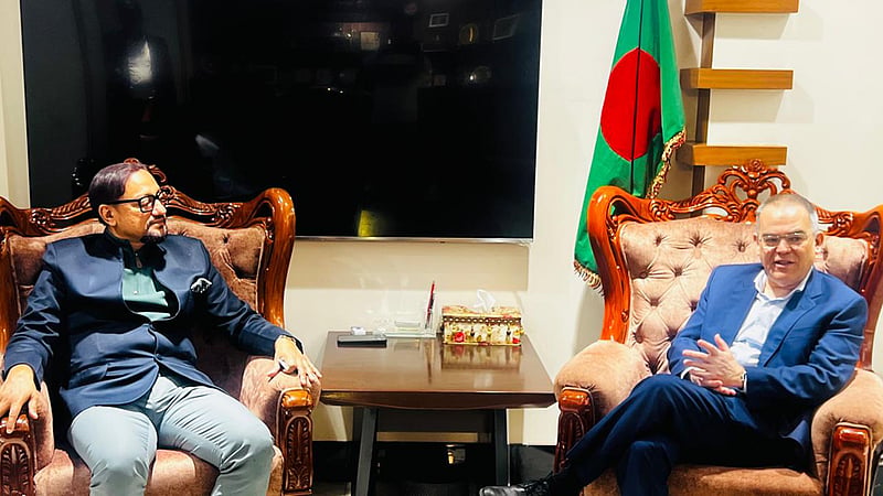 মার্কিন প্রতিনিধিদের নগর সরকারের গুরুত্বের কথা বললেন মেয়র শাহাদাত