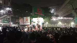 হাদি হত্যা: শাহবাগে অবরোধ চালিয়ে যাওয়ার ঘোষণা ইনকিলাব মঞ্চের