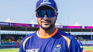 সাকিবের আঁটসাঁট বোলিং
