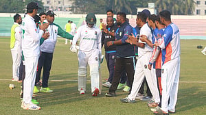 ‘গার্ড অব অনার’ ও আবেগের স্রোতে শামসুরের বিদায়