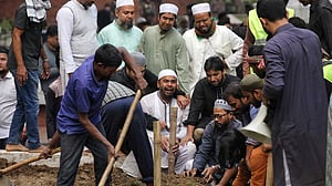 হাদি হত্যার বিচার দ্রুত বিচার ট্রাইব্যুনালে: আইন উপদেষ্টা