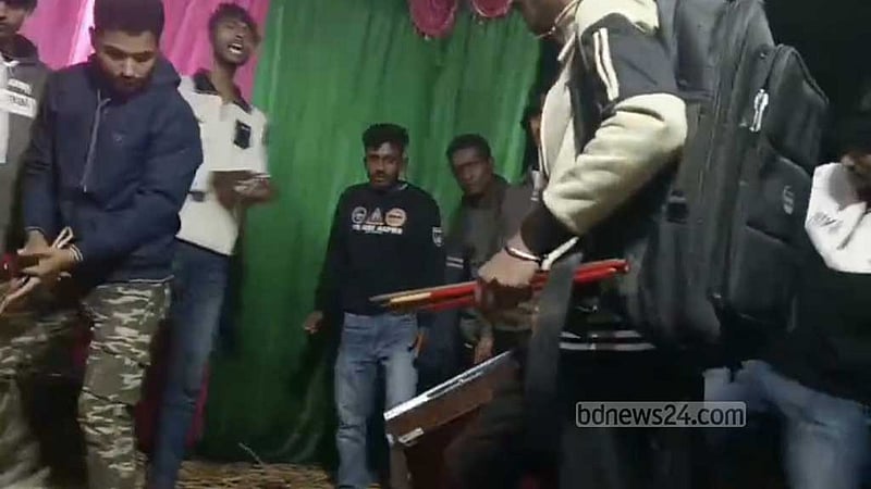 শেরপুরে বাউল গানের অনুষ্ঠানে ভাঙচুর, আতঙ্কে স্থানীয়রা