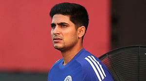 ভারতের বিশ্বকাপ দল থেকে গিলের বাদ পড়া বিশ্বাস হচ্ছে না পন্টিংয়ের