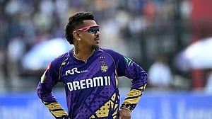 টি-টোয়েন্টিতে ৬০০ উইকেটের মাইলফলকে নারাইন