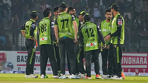 অবিশ্বাস্য নাটকীয়তার ম্যাচে নোয়াখালীকে হারাল সিলেট