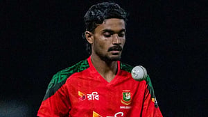 ধর্ষণ মামলায় ক্রিকেটার তোফায়েলের বিরুদ্ধে আদালতে অভিযোগপত্র