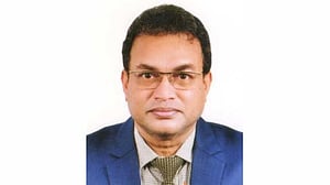 প্রাথমিক শিক্ষা অধিদপ্তরের নতুন মহাপরিচালক শামসুজ্জামান