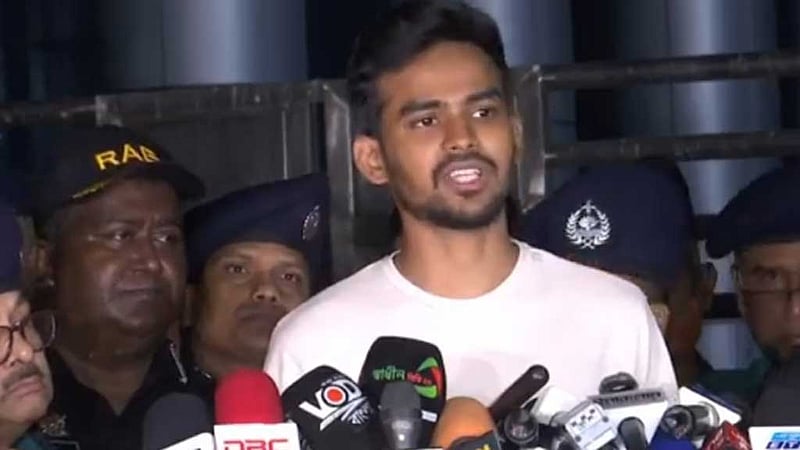 ছোট অপরাধ ‘বেড়েছে’, দ্রুতই কমার ‘আশা’ উপদেষ্টা আসিফের