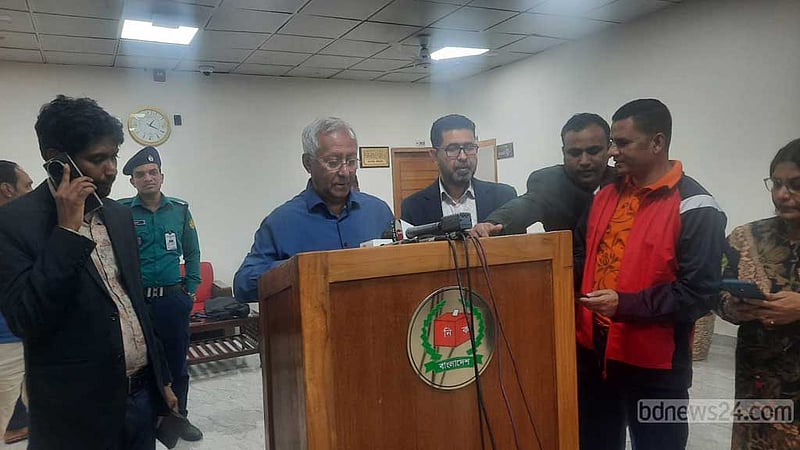 ভোটার হালনাগাদে অর্ধ কোটি নাগরিকের তথ্য সংগ্রহ
