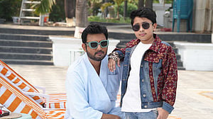 পুত্রকে সঙ্গে নিয়ে বিজ্ঞাপনচিত্রে আমিন খান