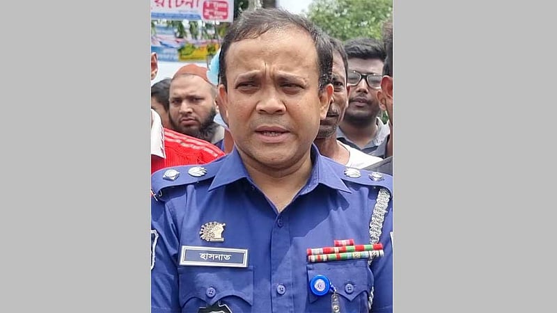 বিশেষ ক্ষমতা ও বিস্ফোরক মামলায় বাগেরহাটের সাবেক এসপি কারাগারে