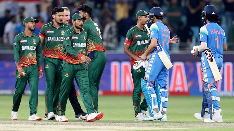 হৃদয়ের সেঞ্চুরিকে আড়াল করে ভারতের নায়ক গিল