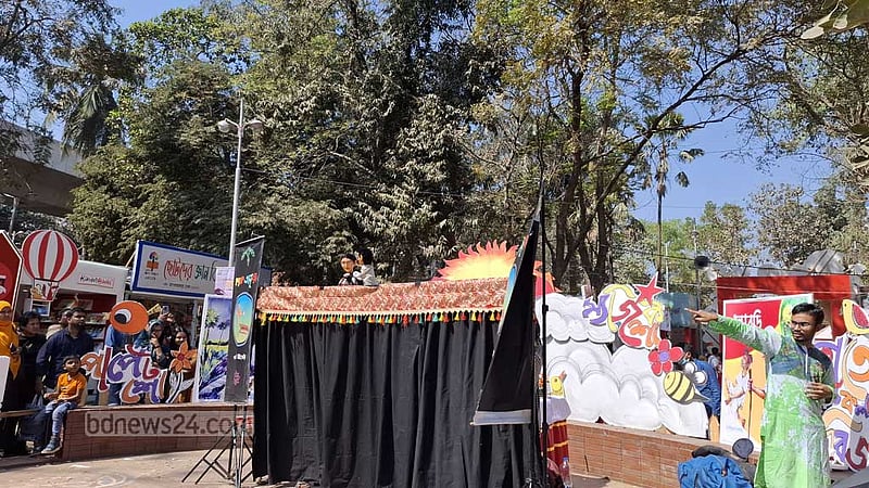 সিসিমপুরের স্বাদ মেটাল ‘গল্প পাঠের আসর’