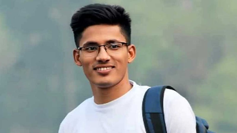 চাঁদপুরে আবাসিক হোটেল থেকে ওষুধ কোম্পানির বিক্রয় প্রতিনিধির লাশ উদ্ধার