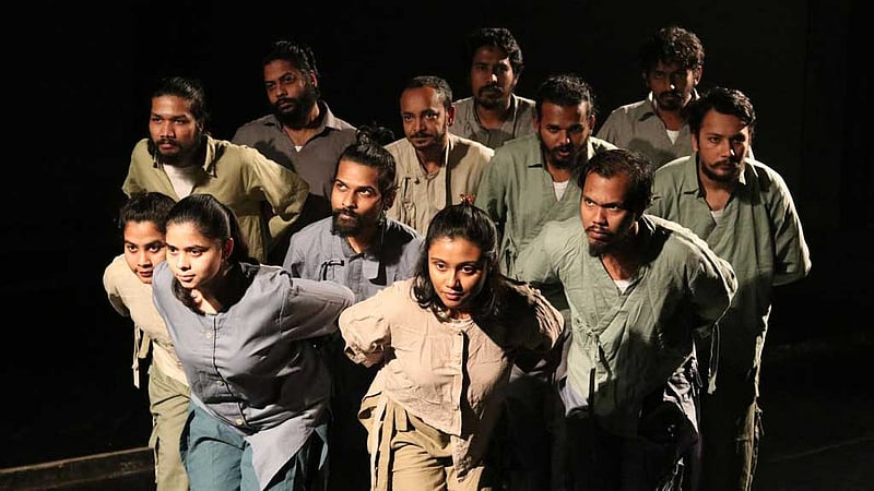 ‘পাখিদের বিধানসভা’ আসছে মঞ্চে