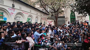 বৈষম্যবিরোধী আন্দোলন থেকে বেরিয়ে ‘নতুন দল’ আনার ঘোষণা