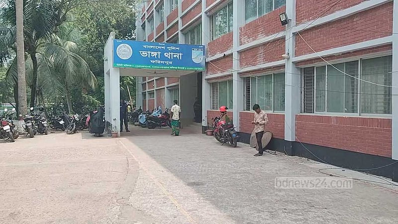 ফরিদপুরে ফ্যানে ঝুলছিল এসএসসি পরীক্ষার্থীর লাশ