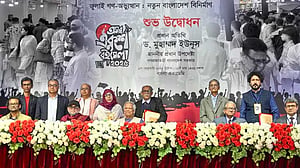 ফেব্রুয়ারির দামাল-দ্রোহ, বইমেলা ও পুরস্কারের ডামাডোল