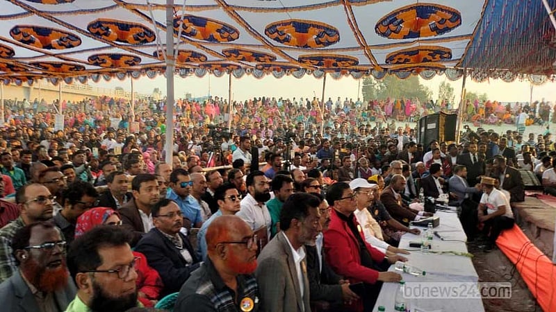 গাইবান্ধায় অবস্থান কর্মসূচির শেষ মুহূর্তেও তিস্তা বাঁচানোর আকুতি