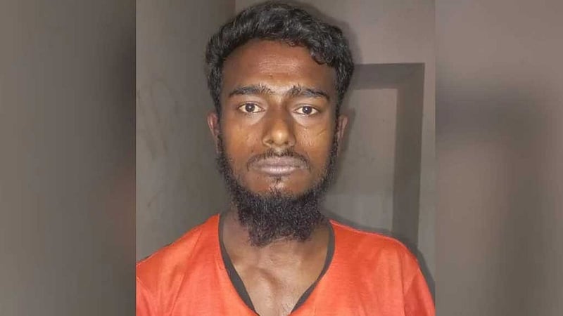 গাজীপুরে বাবার লাশ আনতে গিয়ে ছিনতাইয়ের কবলে স্বজনরা
