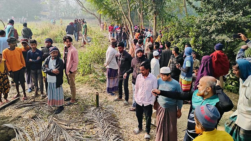 গোপালগঞ্জে ৩ কবর থেকে কঙ্কাল চুরি