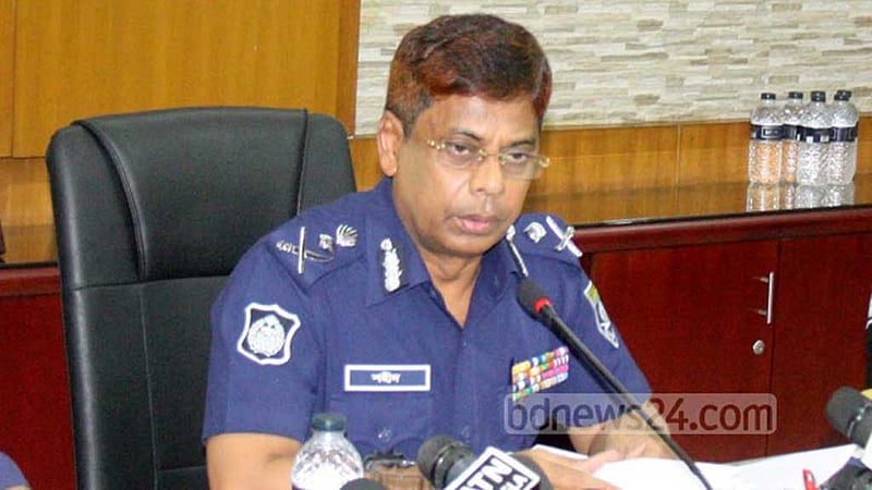 সাবেক আইজিপি শহীদুলের সম্পদের বস্তাভর্তি আলামত জব্দ