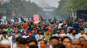 এনসিপির জন্য বাস ‘নতুন চেতনার পরিপন্থি’: টিআইবি