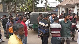 ঝিনাইদহে গুলিতে নিহত ৩: এখনও হয়নি মামলা, মেলেনি ‘ক্লু’