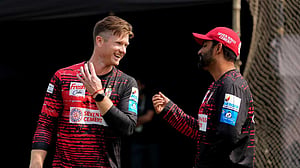 ফাইনালে জিমি নিশামকে যে কারণে খেলায়নি বরিশাল