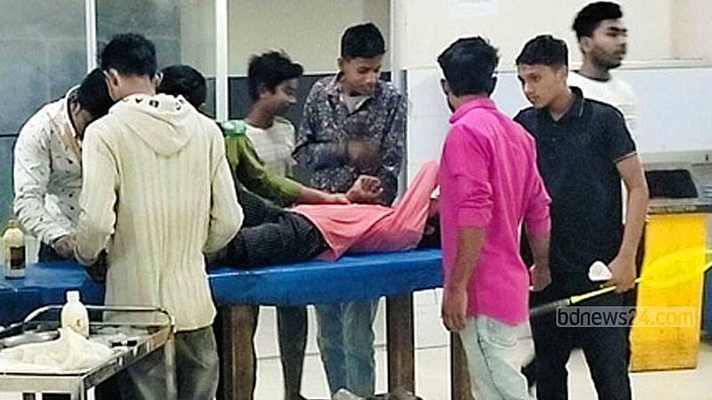 ভৈরবে পাগলা কুকুরের কামড়ে আহত ২৮