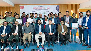 লিলি মিডিয়া ফেলোশিপ অ্যাওয়ার্ড পেলেন ৩০ গণমাধ্যমকর্মী