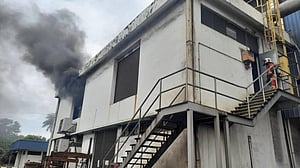 মালয়েশিয়ায় কারখানায় আগুন, বাংলাদেশি শ্রমিক নিহত