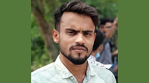 মানিকগঞ্জে বজ্রপাতে যুবক নিহত, বড় ভাই গুরুতর আহত