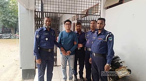 চেক জালিয়াতি: সাবেক মন্ত্রীর ভাইয়ের সম্পত্তি ক্রোক, বাস্তবায়নে বিলম্বের অভিযোগ
