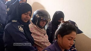 মেহেরপুরে সাবেক জনপ্রশাসনমন্ত্রীর স্ত্রী ৩ দিনের রিমান্ডে