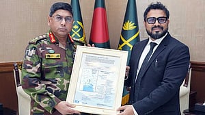 সেনাপ্রধানের সঙ্গে ডিএনসিসি প্রশাসকের সাক্ষাৎ