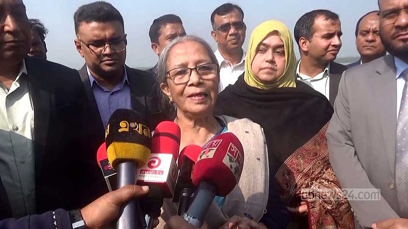 হাওরে কৃষি জমিতে কীটনাশকের ব্যবহার নিয়ন্ত্রণ করার পরামর্শ প্রাণিসম্পদ উপদেষ্টার